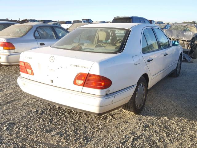 WDBJF25F9WA499507 - 1998 MERCEDES-BENZ E 300TD WHITE photo 4