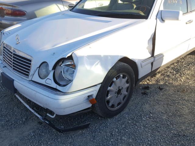 WDBJF25F9WA499507 - 1998 MERCEDES-BENZ E 300TD WHITE photo 9