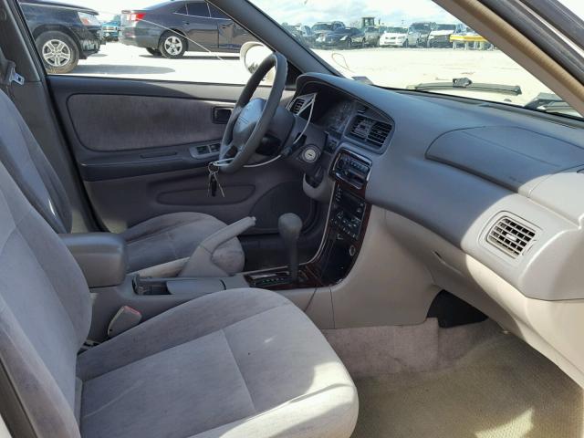 1N4DL01D0XC137108 - 1999 NISSAN ALTIMA XE WHITE photo 5