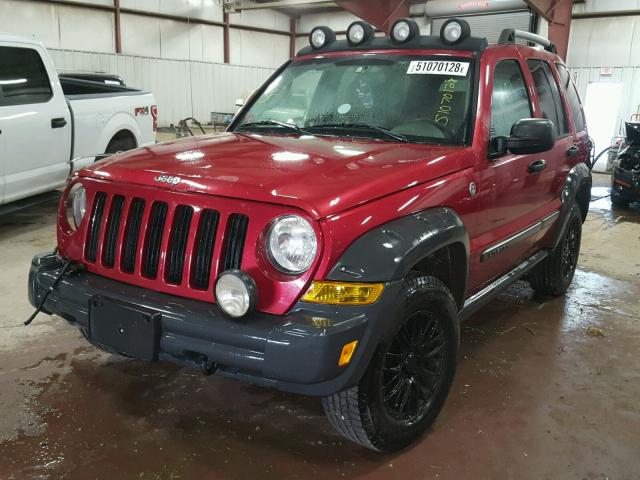 1J4GL38K86W192989 - 2006 JEEP LIBERTY RE RED photo 2