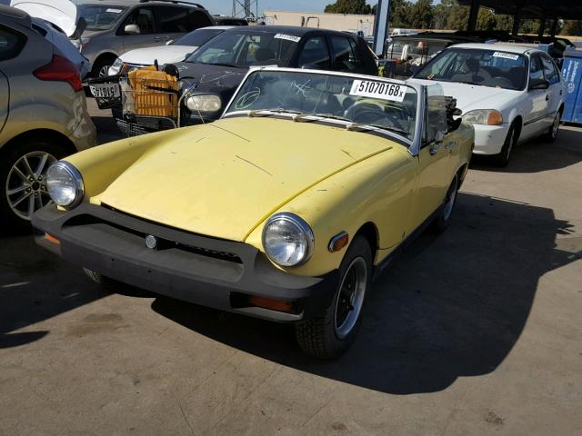 GAN6UG183135G - 1976 MG MGB YELLOW photo 2