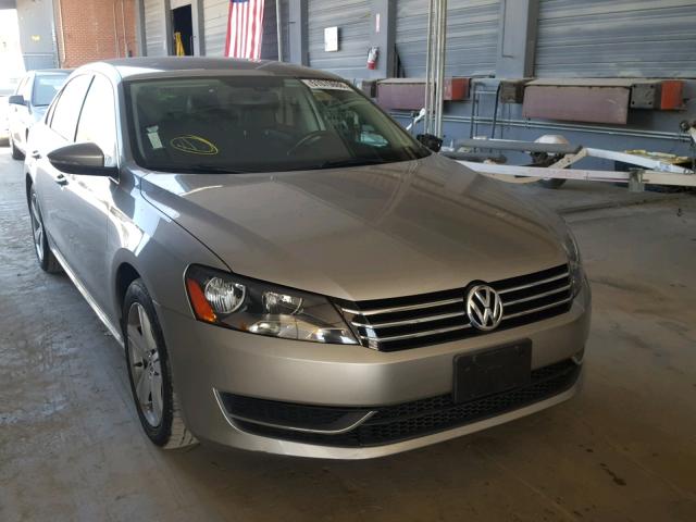 1VWBP7A30CC010355 - 2012 VOLKSWAGEN PASSAT SE SILVER photo 1