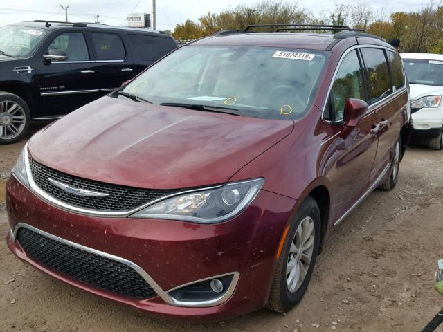 2C4RC1BG1HR509367 - 2017 CHRYSLER PACIFICA T RED photo 2