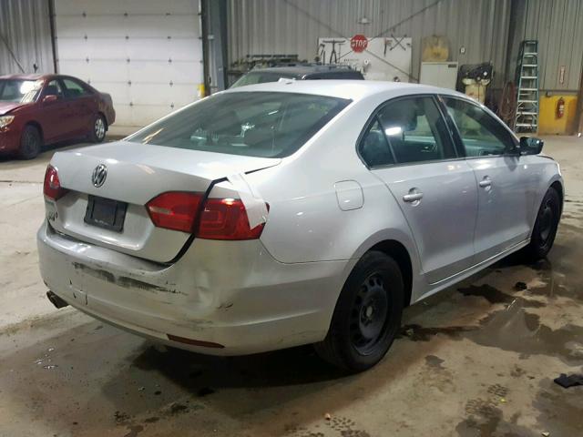 3VW2K7AJ2BM016684 - 2011 VOLKSWAGEN JETTA BASE Արծաթագույն լուսանկար 4