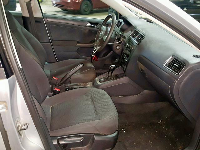 3VW2K7AJ2BM016684 - 2011 VOLKSWAGEN JETTA BASE Արծաթագույն լուսանկար 5