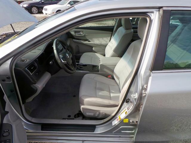 4T1BD1FK0FU164907 - 2015 TOYOTA CAMRY HYBR SILVER photo 9