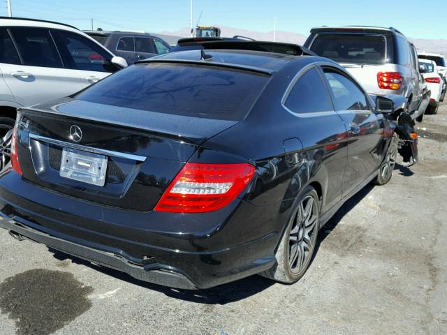 WDDGJ4HB3DG014650 - 2013 MERCEDES-BENZ C 250 BLACK photo 4