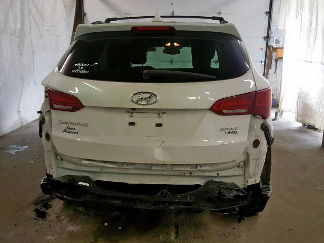 5NMZUDLB4HH007190 - 2017 HYUNDAI SANTA FE S WHITE photo 9