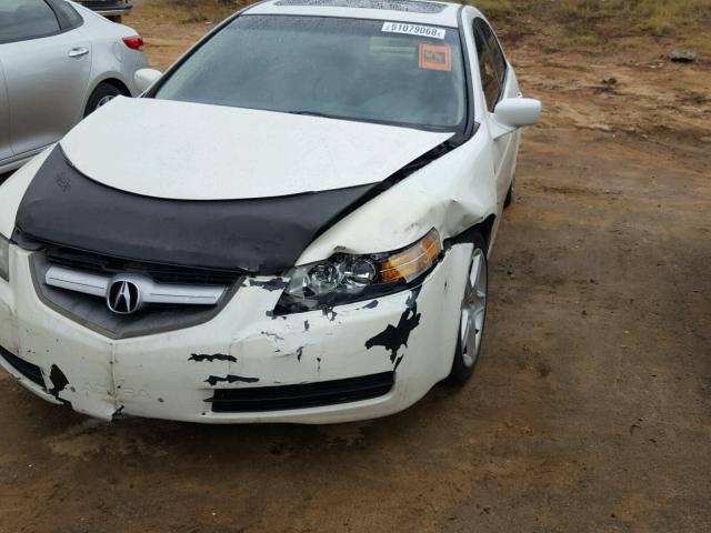 19UUA66235A001754 - 2005 ACURA TL WHITE photo 9