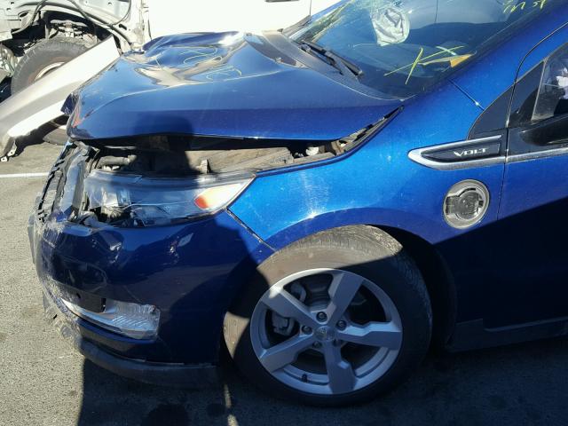 1G1RA6E45CU107957 - 2012 CHEVROLET VOLT BLUE photo 9