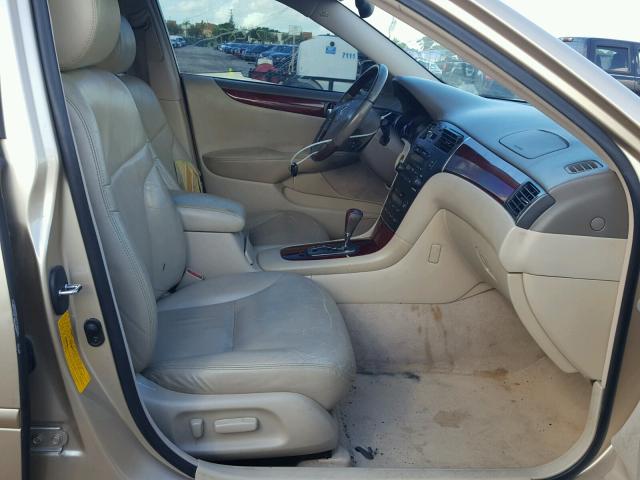 JTHBF30G225018090 - 2002 LEXUS ES 300 GOLD photo 5