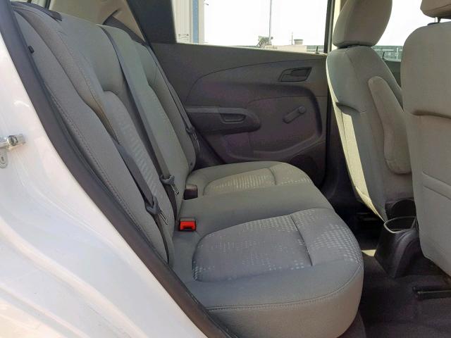 1G1JA6SH7G4174182 - 2016 CHEVROLET SONIC LS WHITE photo 6