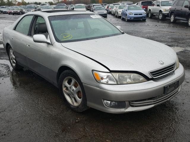 JT8BF28G7Y5086781 - 2000 LEXUS ES 300 SILVER photo 1