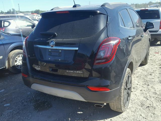 KL4CJASB7JB562301 - 2018 BUICK ENCORE PRE BLACK photo 4