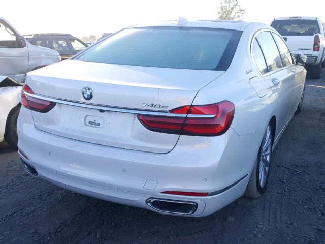 WBA7J2C50JB246239 - 2018 BMW 740 XE WHITE photo 4