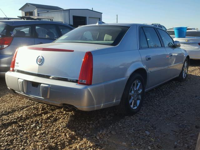 1G6KD5EY5AU107955 - 2010 CADILLAC DTS LUXURY SILVER photo 4