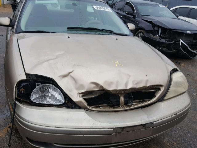 1MEFM53U0YA627845 - 2000 MERCURY SABLE LS GOLD photo 9