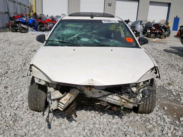 1G2ZH548354146670 - 2005 PONTIAC G6 GT WHITE photo 7