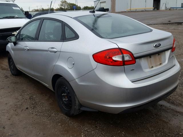 3FADP4BJ4DM149787 - 2013 FORD FIESTA SE SILVER photo 3