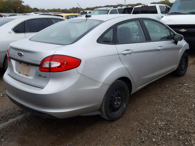 3FADP4BJ4DM149787 - 2013 FORD FIESTA SE SILVER photo 4