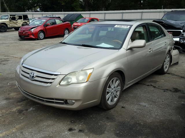 4T1BK36B35U050187 - 2005 TOYOTA AVALON XL TAN photo 2