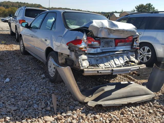 1HGCF86692A155442 - 2002 HONDA ACCORD VAL SILVER photo 3