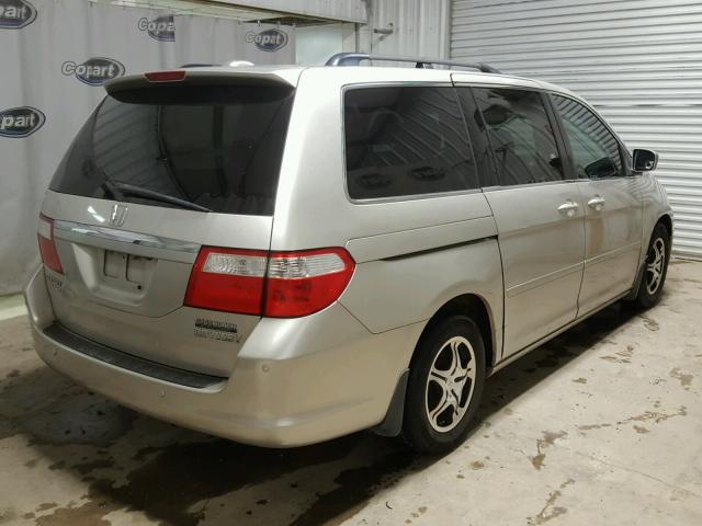 5FNRL38826B031612 - 2006 HONDA ODYSSEY TO SILVER photo 4