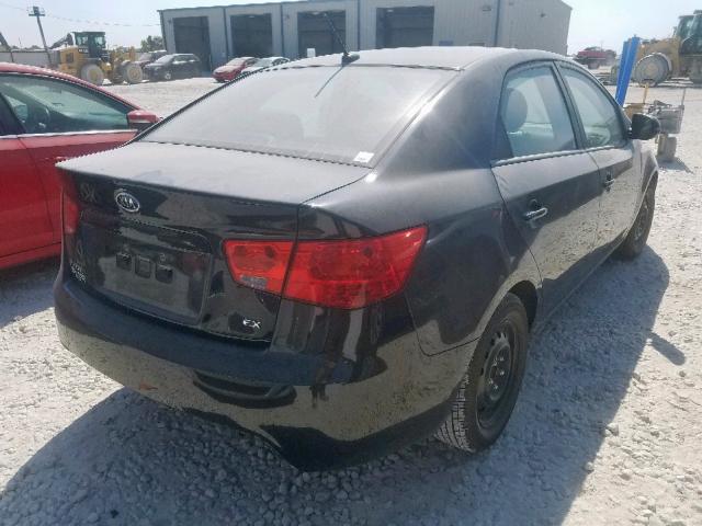 KNAFU4A29D5709683 - 2013 KIA FORTE EX BLACK photo 4