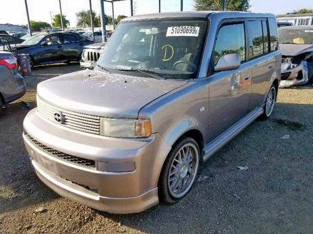 JTLKT324X54000142 - 2005 TOYOTA SCION XB Сұр фото 2