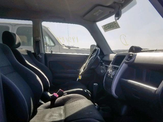 JTLKT324X54000142 - 2005 TOYOTA SCION XB Сұр фото 5