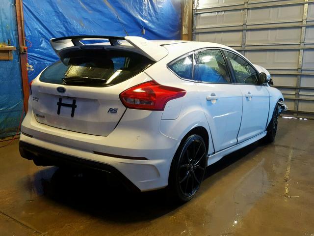 WF0DP3TH8H4120419 - 2017 FORD FOCUS RS WHITE photo 4