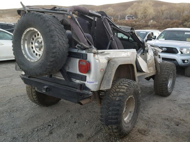 1J4FA69S96P784560 - 2006 JEEP WRANGLER / SILVER photo 4