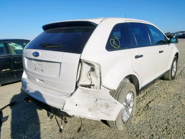 2FMDK3GC1DBC12841 - 2013 FORD EDGE SE WHITE photo 4