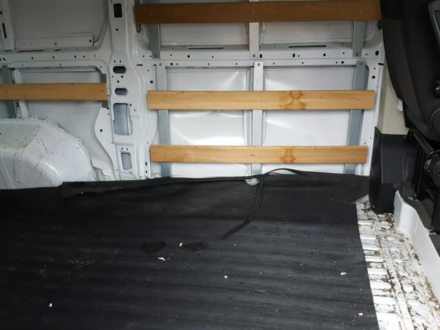 3C6TRVAG9GE120674 - 2016 RAM PROMASTER 白色 照片 6