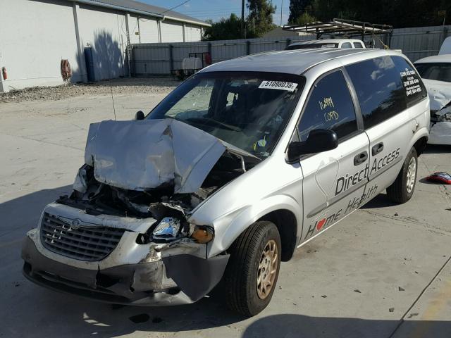 1C4GJ25B92B552296 - 2002 CHRYSLER VOYAGER SILVER photo 2