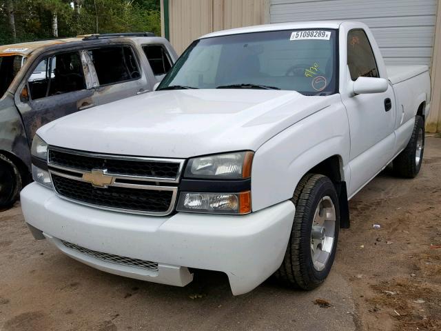 3GCEC14X56G186147 - 2006 CHEVROLET SILVERADO WHITE photo 2