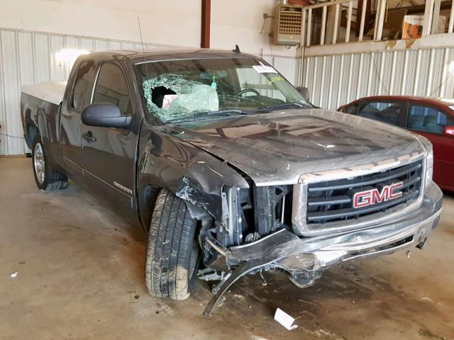 1GTR1VE01BZ105591 - 2011 GMC SIERRA C15 GRAY photo 1