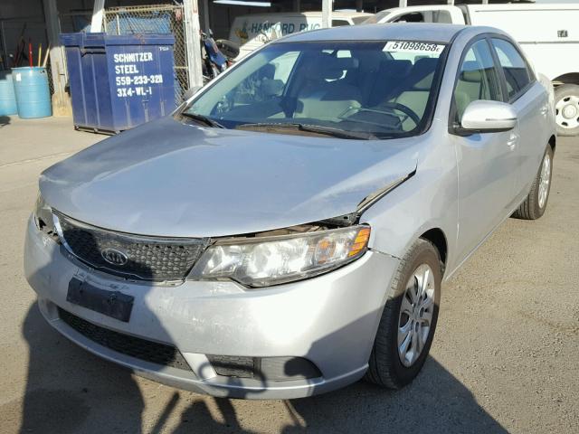 KNAFU4A23B5422644 - 2011 KIA FORTE EX SILVER photo 2