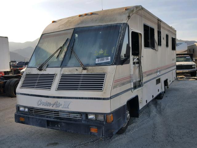 17N120122JW001364 - 1989 CRUI MOTORHOME TAN photo 2