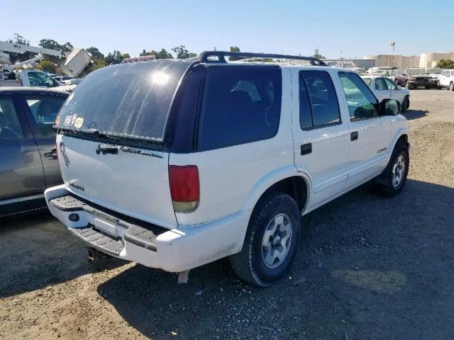 1GNDT13X74K160885 - 2004 CHEVROLET BLAZER WHITE photo 4