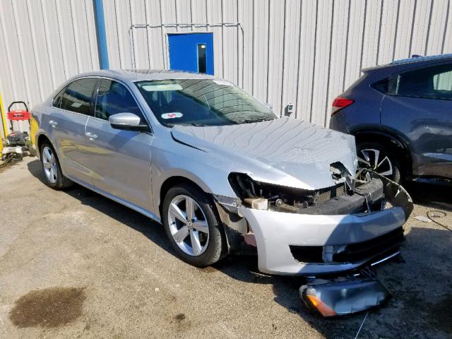 1VWBH7A30DC011889 - 2013 VOLKSWAGEN PASSAT SE SILVER photo 1