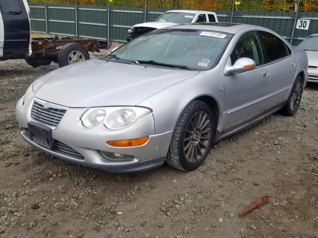 2C3HE76K62H191075 - 2002 CHRYSLER 300M SPECI SILVER photo 2