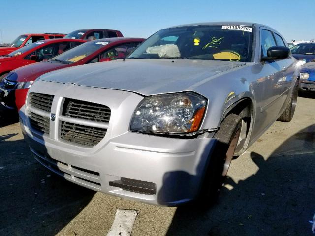 2D4FV47T36H385810 - 2006 DODGE MAGNUM SE SILVER photo 2