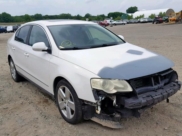 WVWJK73C69P032937 - 2009 VOLKSWAGEN PASSAT TUR WHITE photo 1