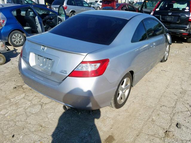 2HGFG12928H568394 - 2008 HONDA CIVIC EXL Gümüş foto 4