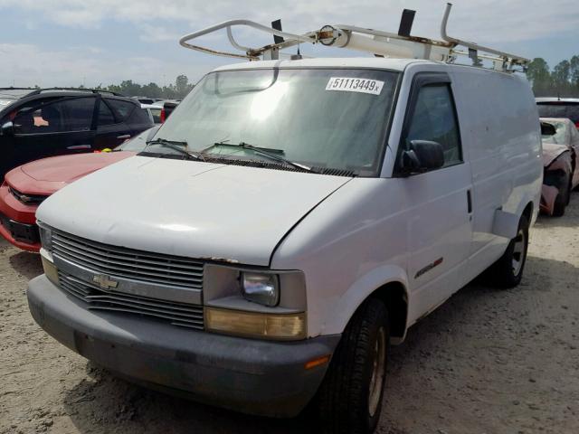 1GCDL19W31B129409 - 2001 CHEVROLET ASTRO WHITE photo 2