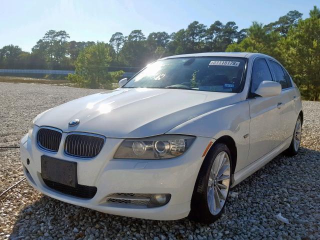 WBAPN7C53BA949407 - 2011 BMW 335 D WHITE photo 2