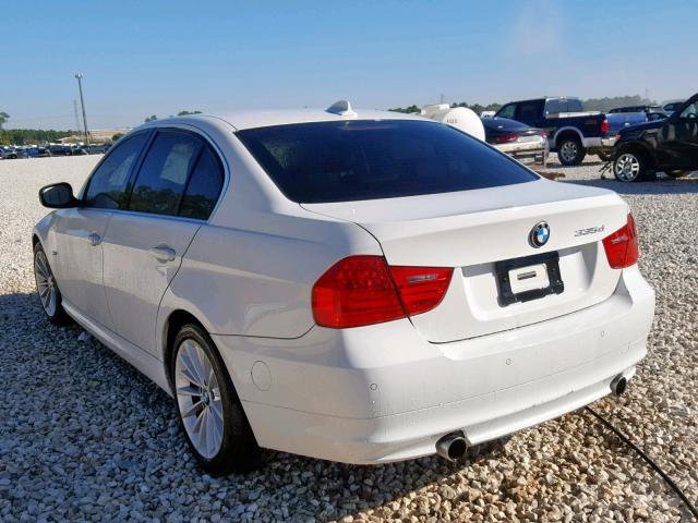 WBAPN7C53BA949407 - 2011 BMW 335 D WHITE photo 3