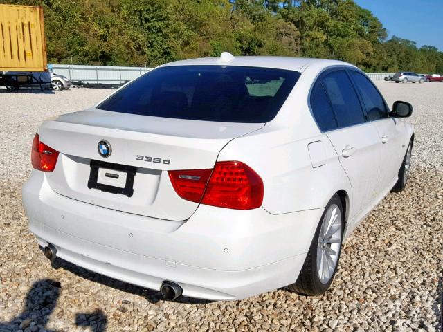 WBAPN7C53BA949407 - 2011 BMW 335 D WHITE photo 4