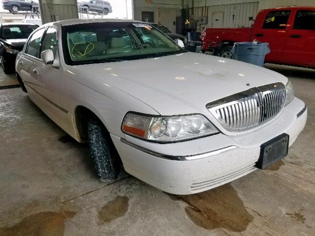 1LNHM82W13Y619540 - 2003 LINCOLN TOWN CAR S WHITE photo 1